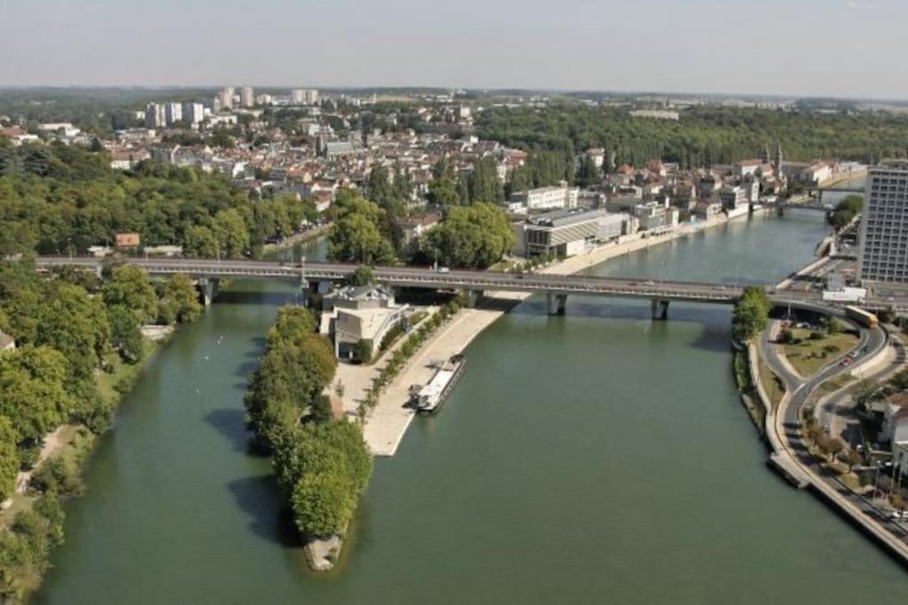 Eugénie Bed & Breakfast Melun